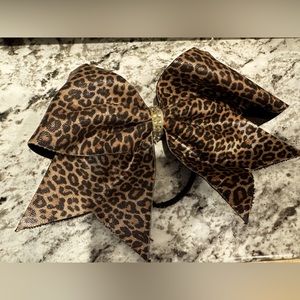 World Cup Leopard Cheet Bow